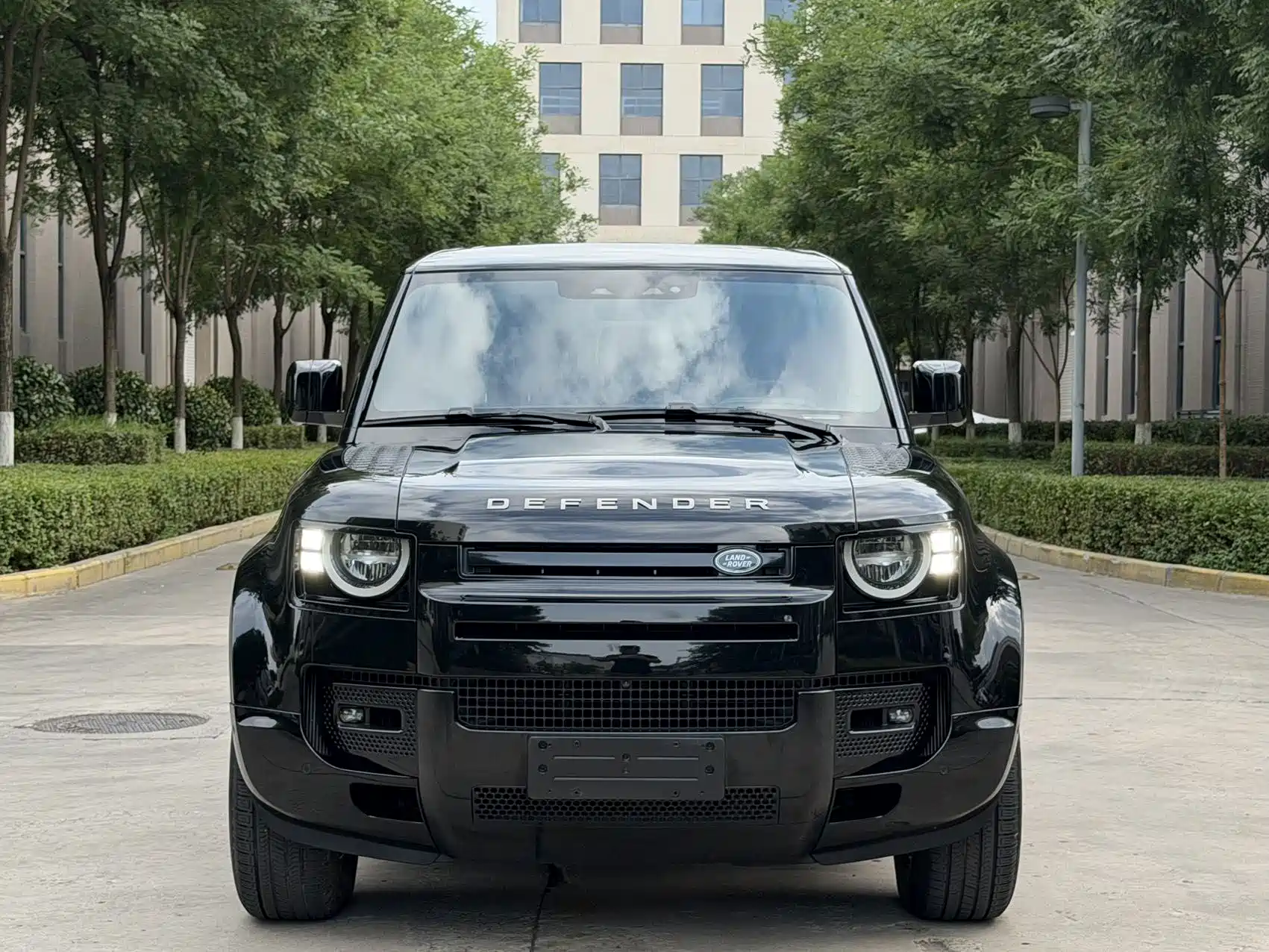 Фото 3 - Land Rover Defender