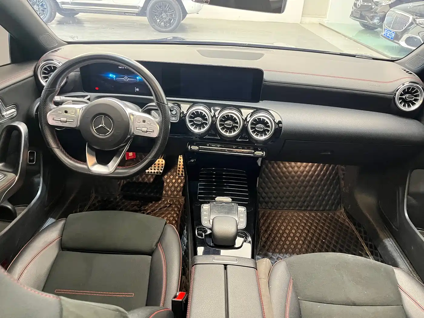 Mercedes-Benz CLA (Import) 2022 CLA 200 фото 11