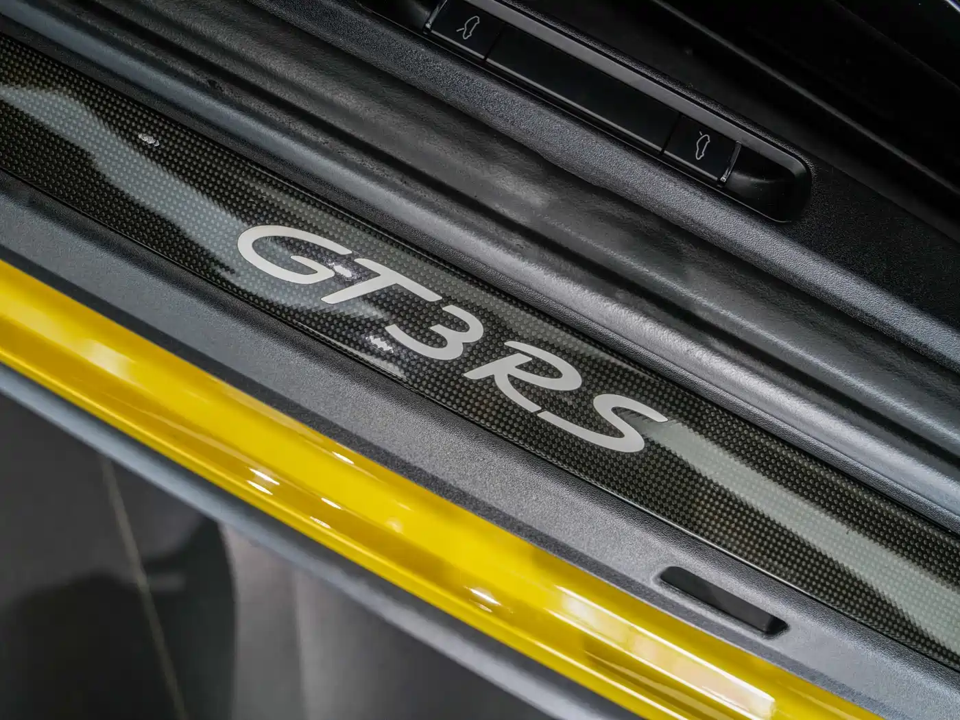 Porsche 911 2018 GT3 RS 4.0L фото 18