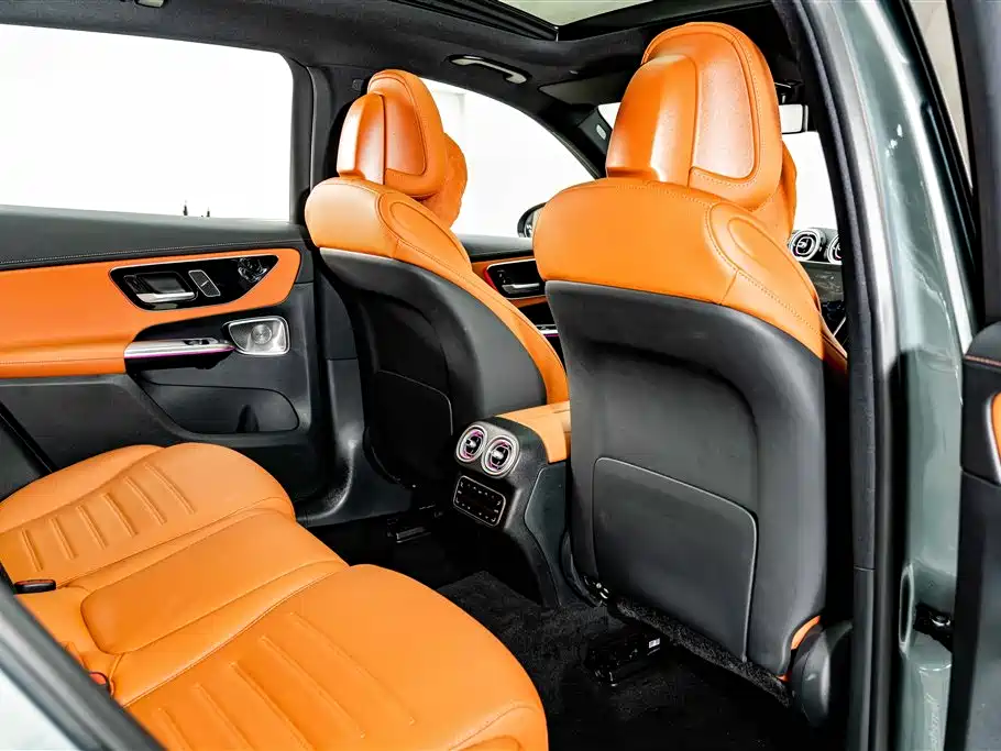 Mercedes-Benz GLC 2025 GLC 300 L 4MATIC Luxury 5-seater фото 20