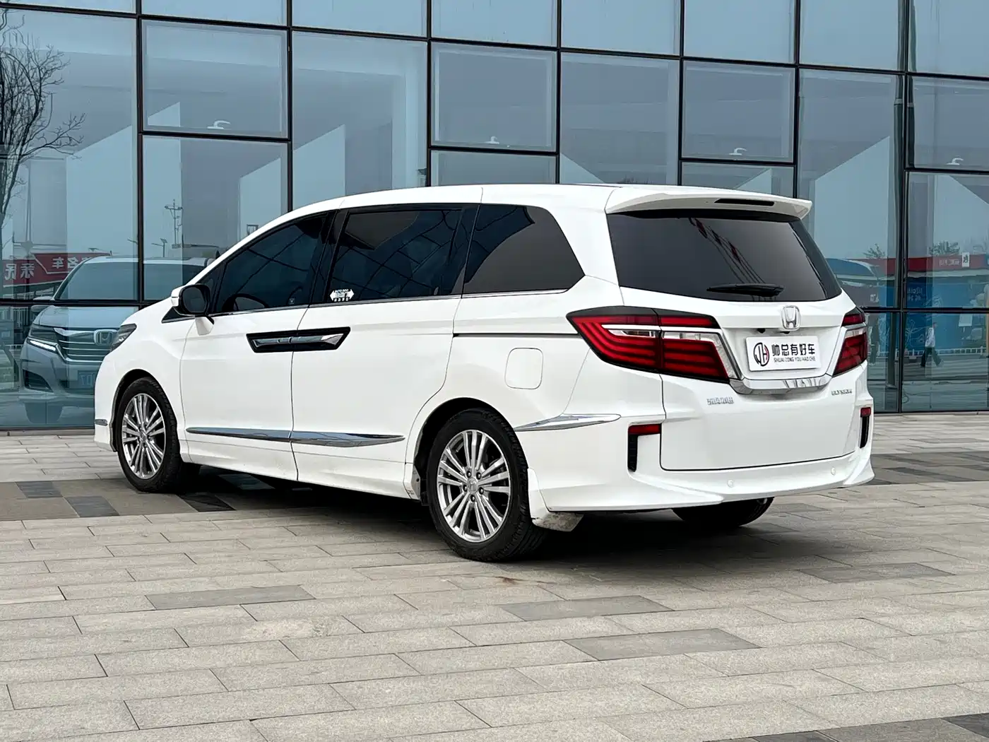 Honda Elysion 2016 2016 2.4L Luxury Edition