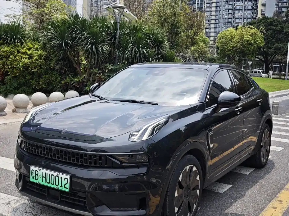 Lynk & Co 05 EM-P 2021 1.5TD PHEV HALO фото 3
