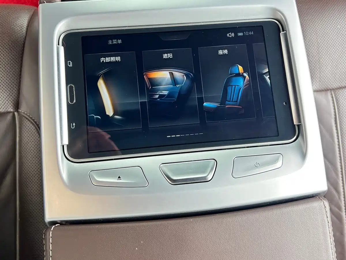 BMW 7 Series 2018 740Li Leading Type M Sport Package фото 32