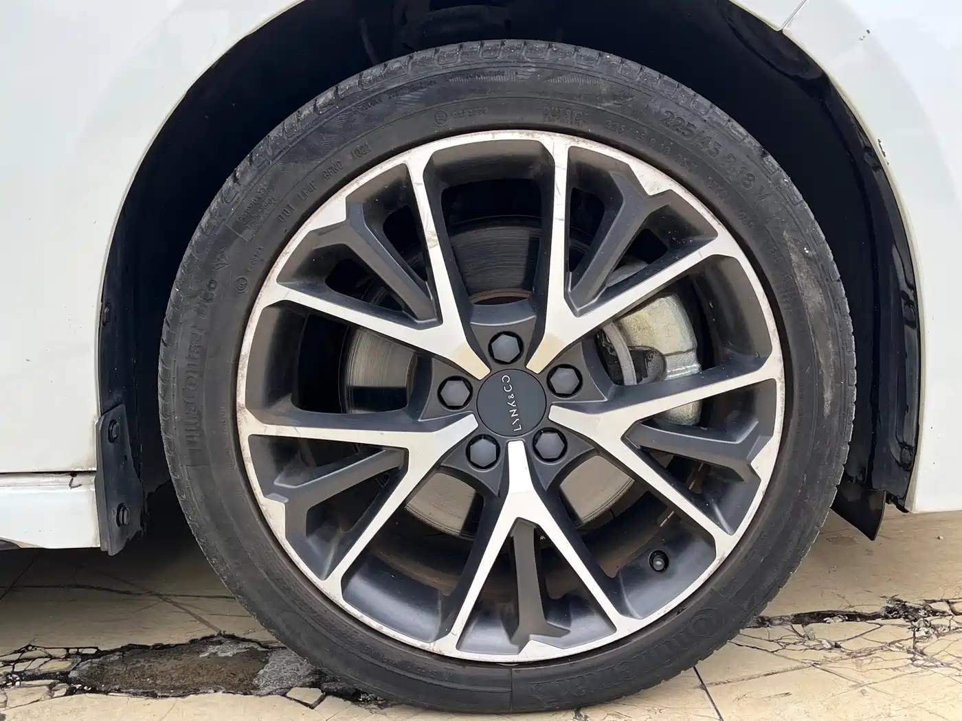 Lynk & Co 03 New Energy 2021 1.5T PHEV Pro фото 23