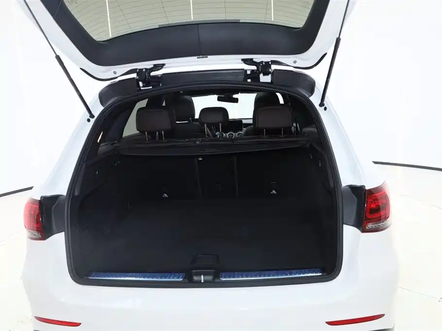 Mercedes-Benz GLC 2022 Facelift GLC 300 L 4MATIC Dynamic Collector's Edition фото 13