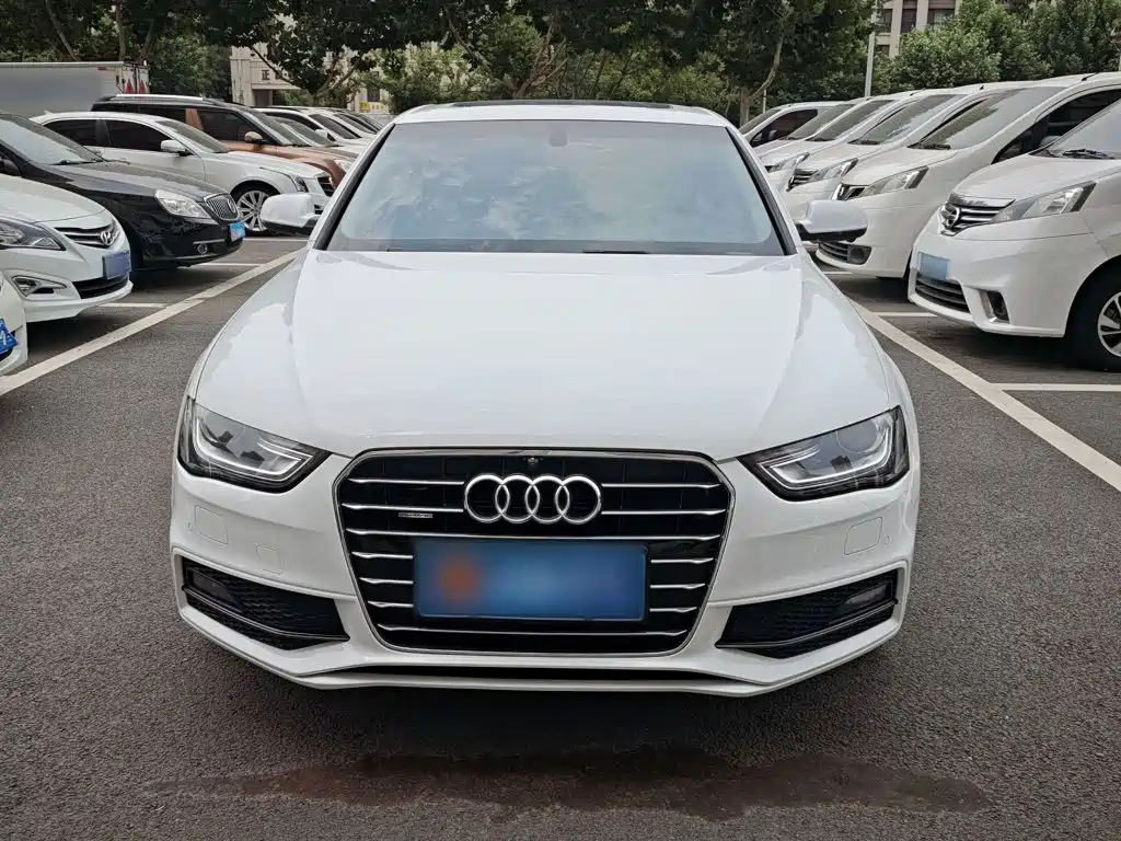 Фото 7 - Audi A4L