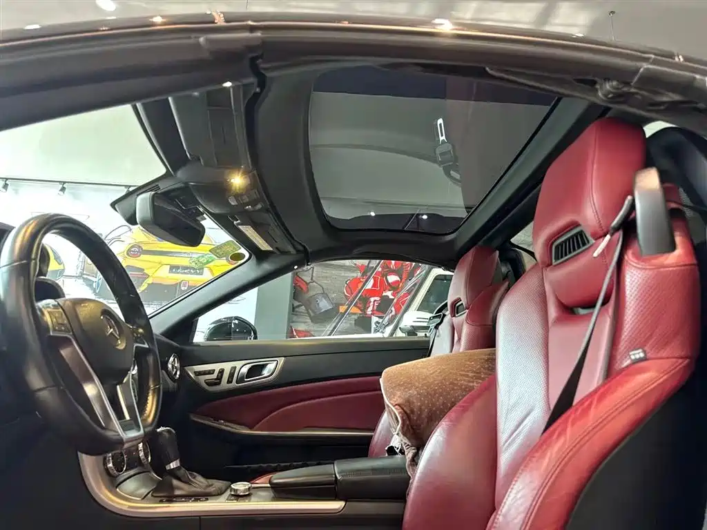 Mercedes-Benz SLK-Class 2011 SLK 200 Luxury Sport фото 8