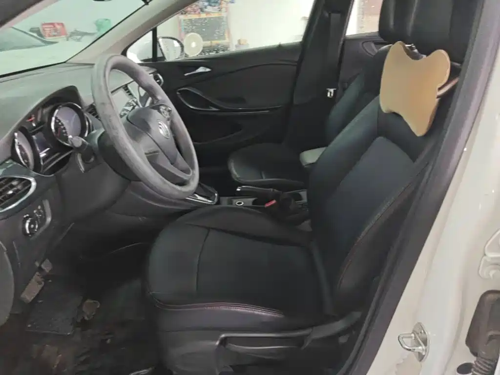 Фото 15 - Buick Verano