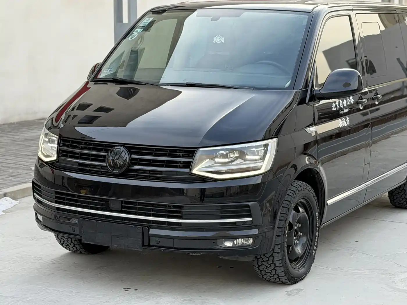 Volkswagen Multivan 2018 2.0TSI 4WD Premium Edition 7-Seater фото 7