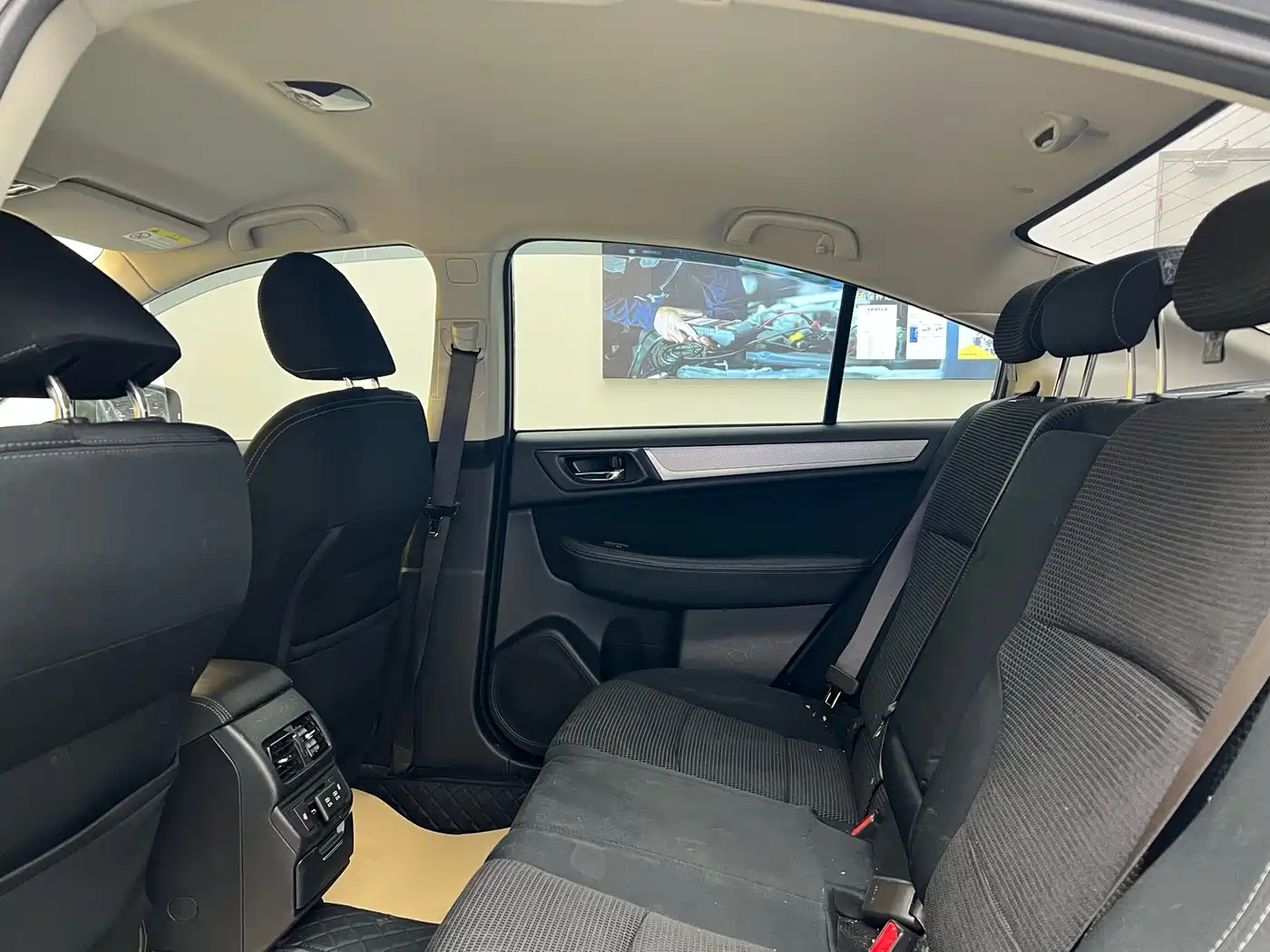 Subaru Legacy 2020 Facelift 2.5i AWD Style Edition фото 9