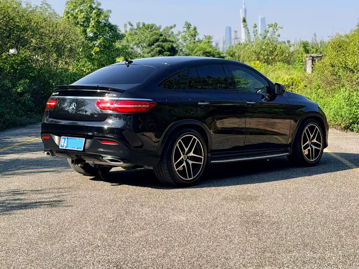 Mercedes-Benz GLE Coupe 2017 GLE 500 4MATIC Coupe SUV фото 5