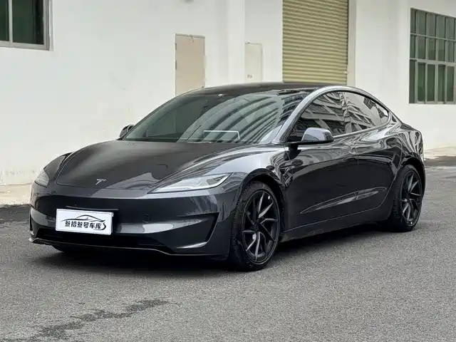 Tesla Model 3 2025 High-Performance All-Wheel Drive Edition