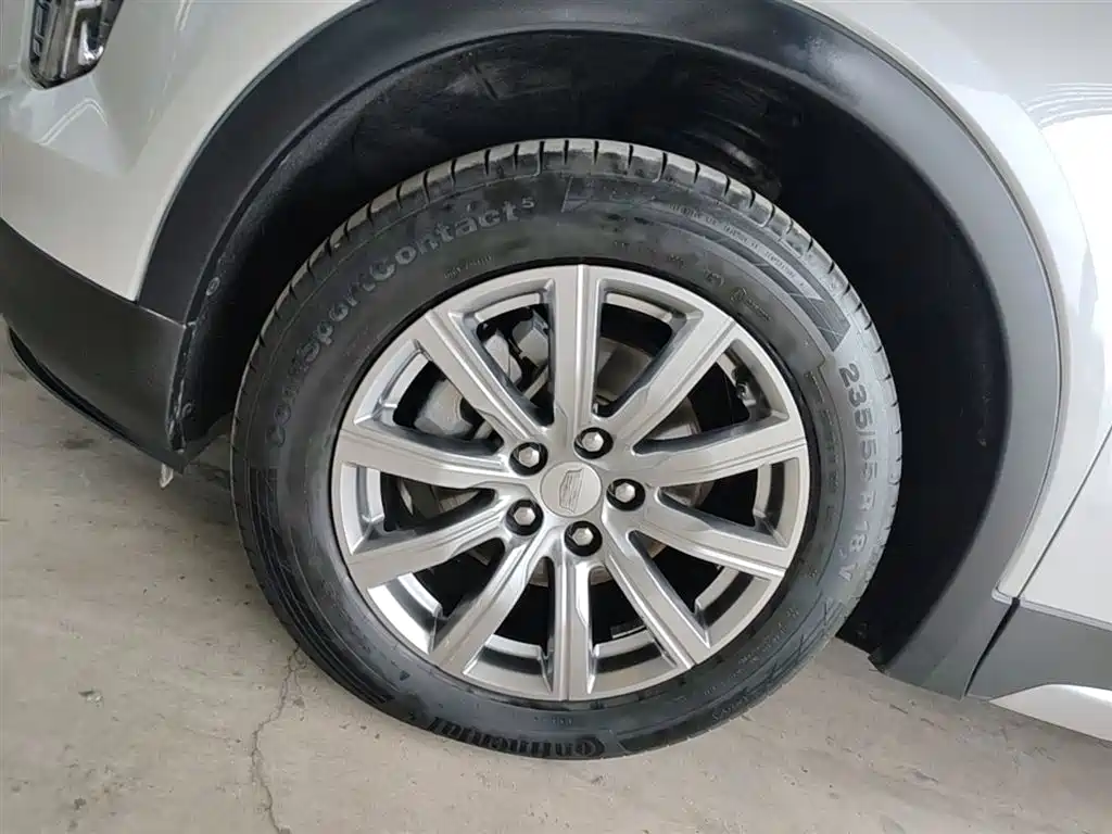 Cadillac XT4 2018 Model 28T 2WD Luxury фото 23