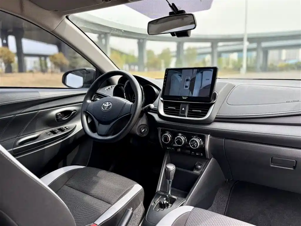 Toyota YARiS L Zhi Xuan 2020 1.5L CVT Leading Edition фото 6