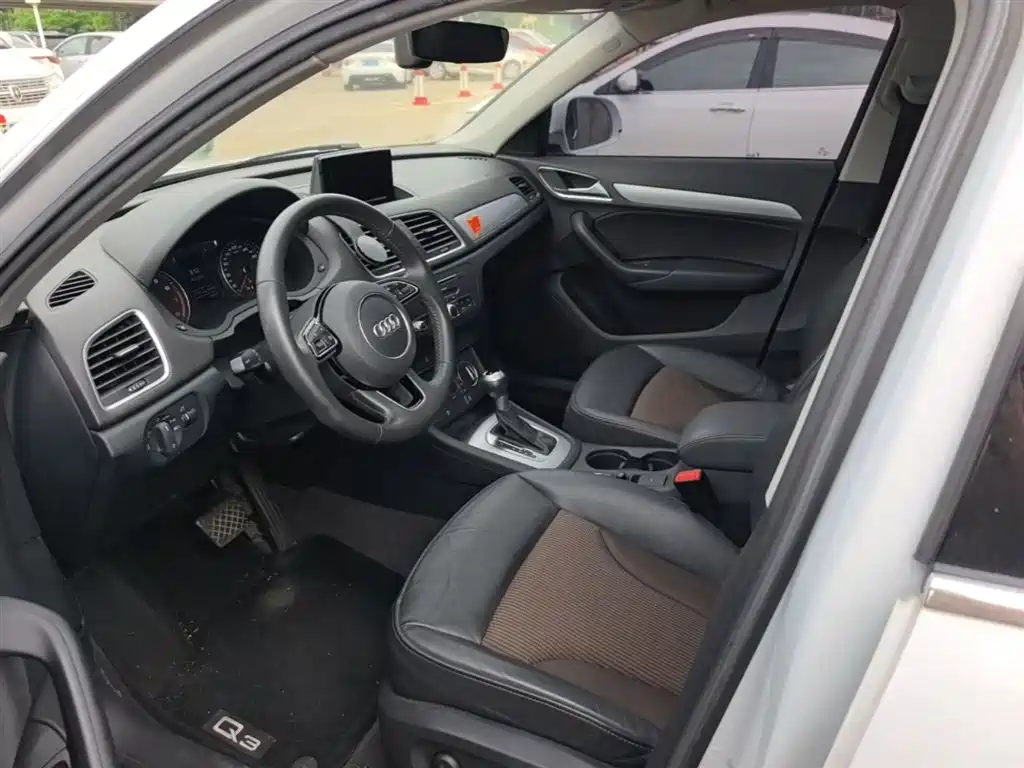 Audi Q3 2018 30 TFSI Fashion Collector's Edition фото 11
