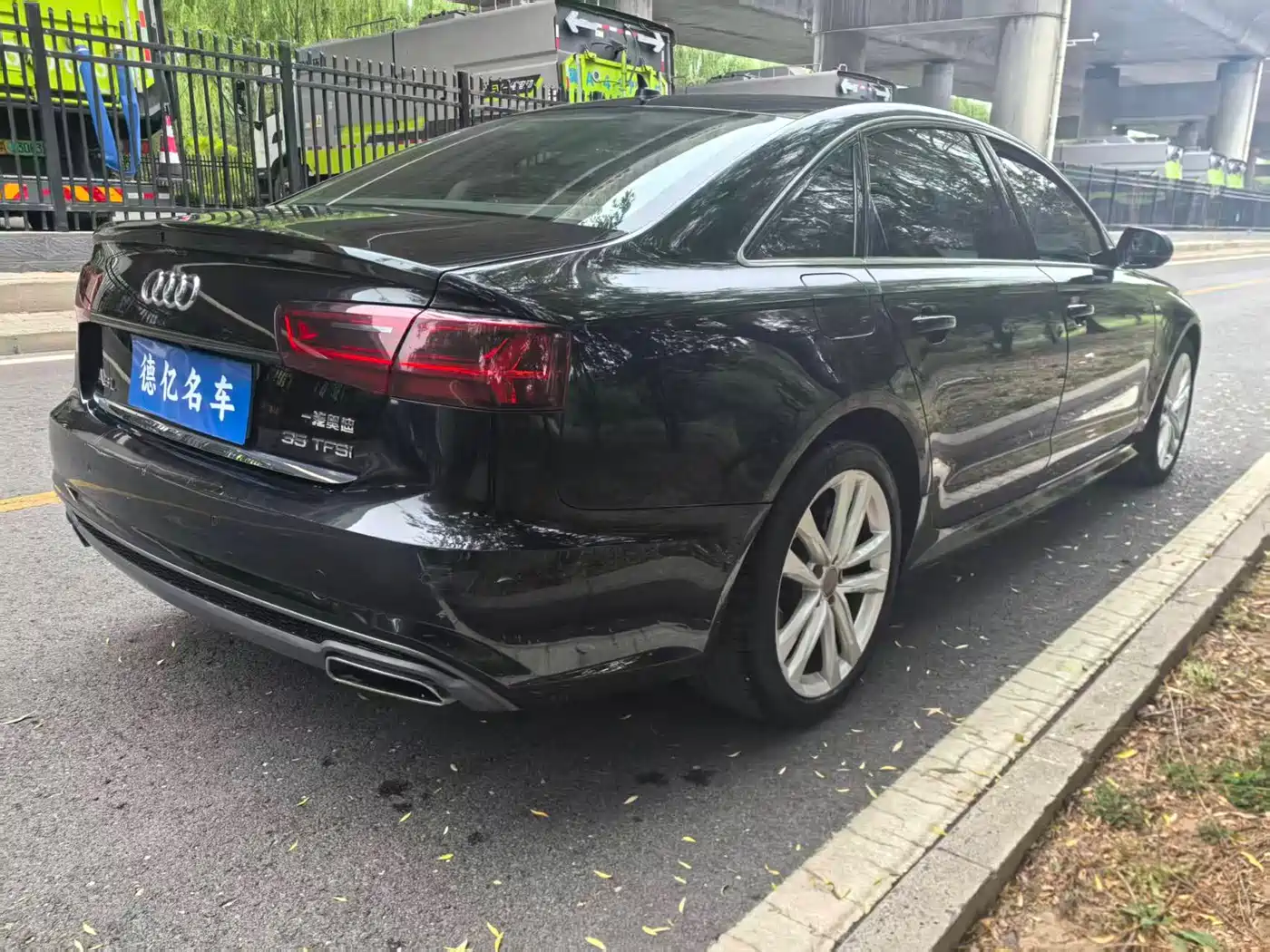 Audi A6L 2018 30th Anniversary 35 TFSI Sport фото 6