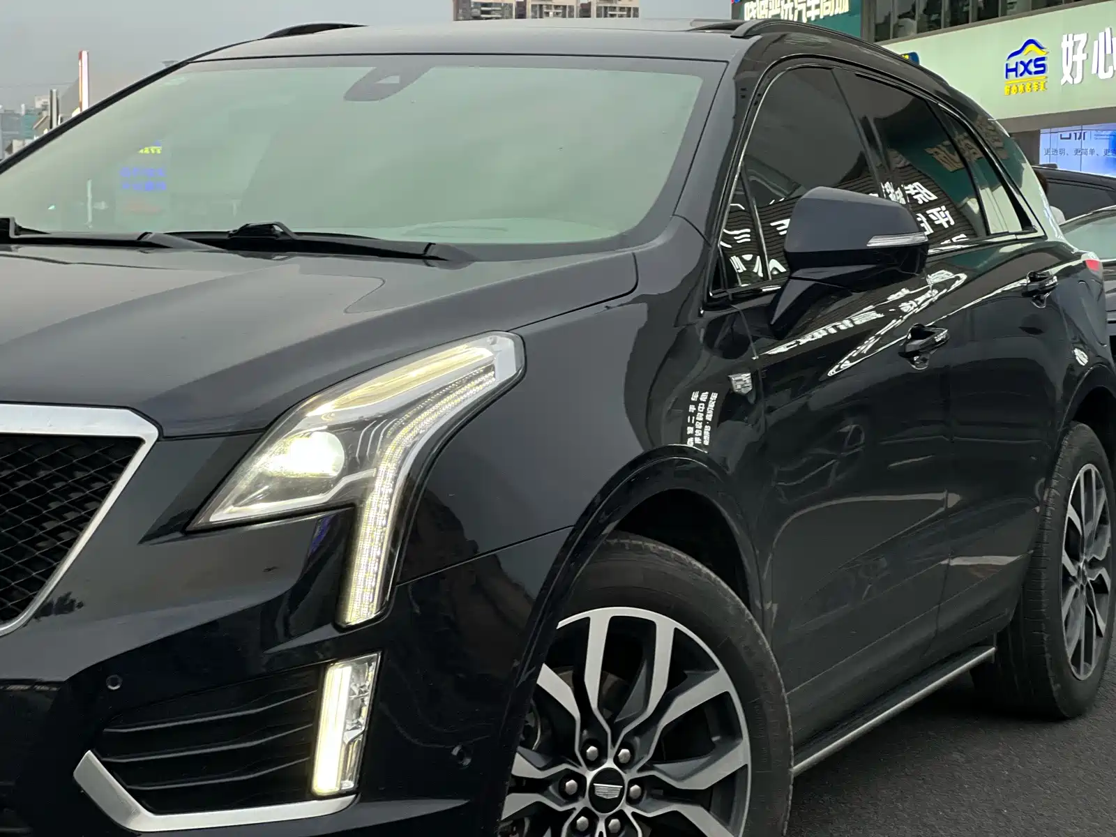 Фото 7 - Cadillac XT5