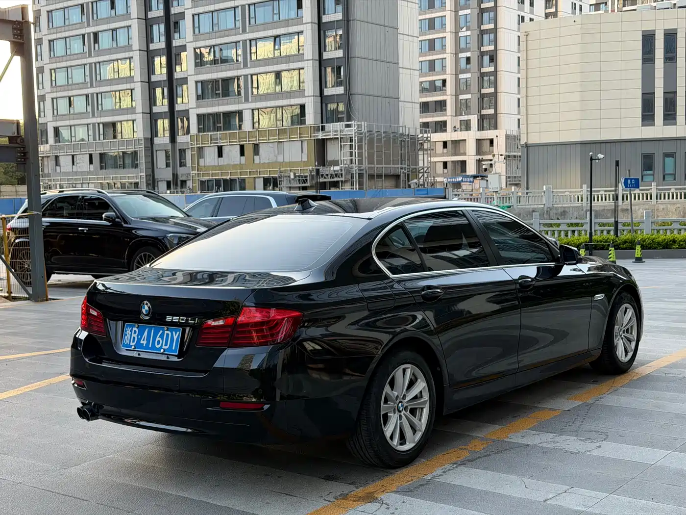 BMW 5 Series 2017 520Li Classic Edition фото 20