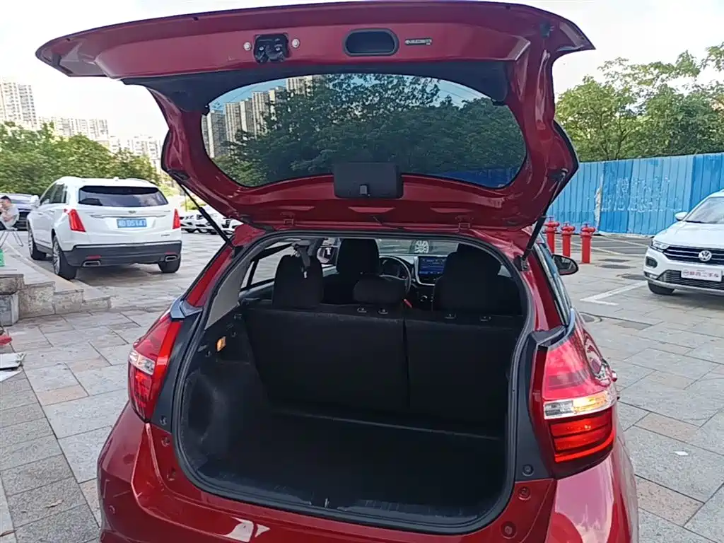 Toyota YARiS L Zhi Xuan 2019 1.5E CVT MeiDong Edition China VI фото 19