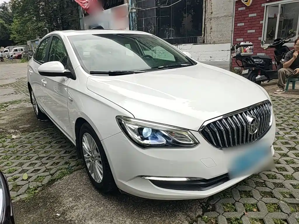 Buick Excelle 2017 15N Automatic Elite фото 4