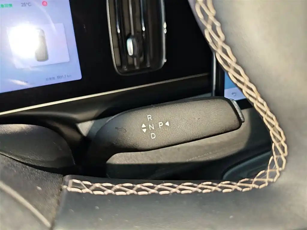 BYD Hai Shi 05 EV 2025 520KM Smart Navigation Edition фото 14