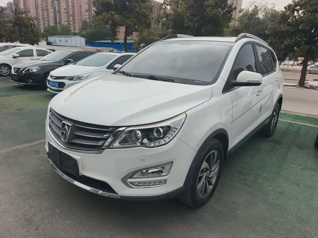Baojun 560 2017 2016 1.8L iAMT Luxury