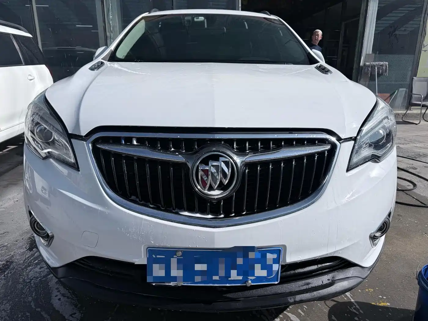 Buick Envision Plus 2018 20T 2WD Leading фото 2