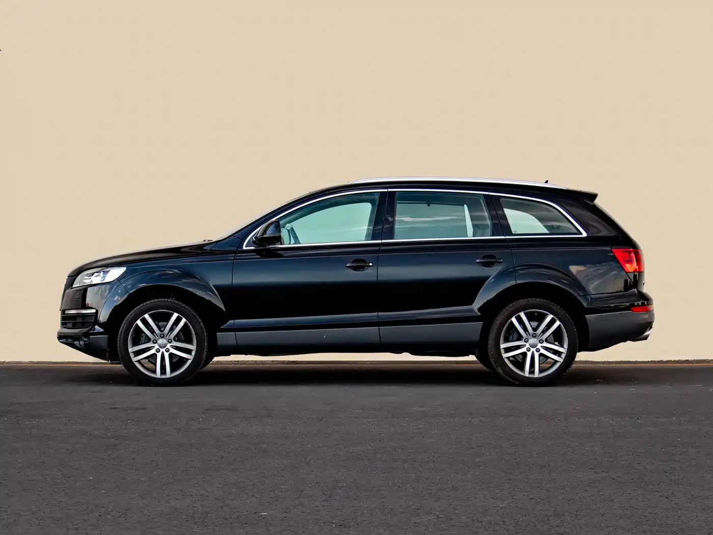 Audi Q7 2006 Model 4.2 FSI quattro Technology фото 4