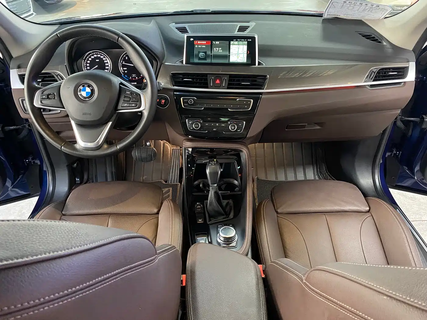 BMW X1 2019 xDrive20Li Premium Model фото 14