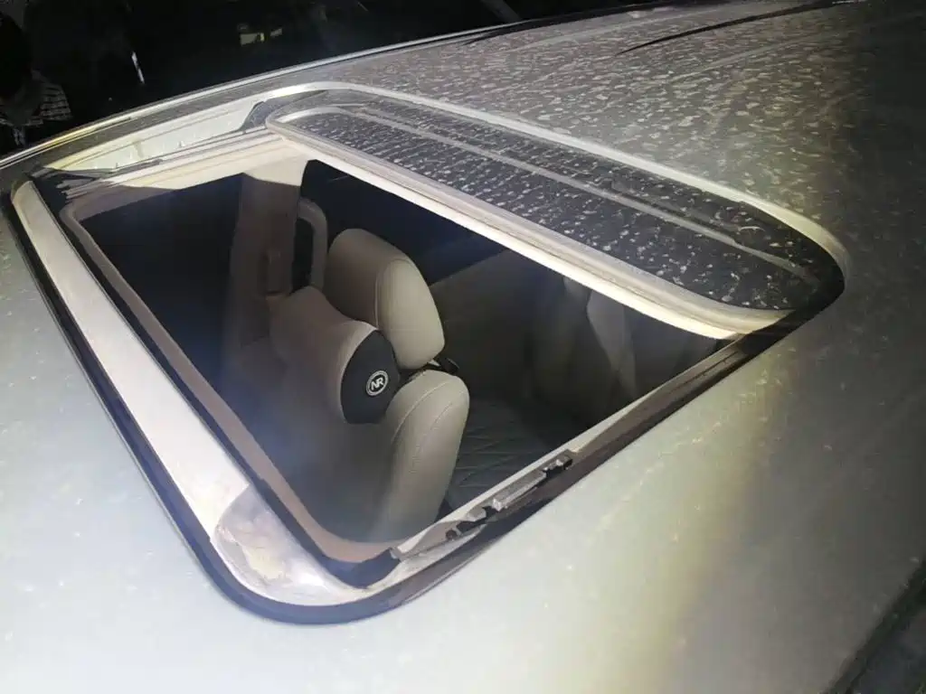 Mazda 8 2013 2013 2.5L Supreme Edition
