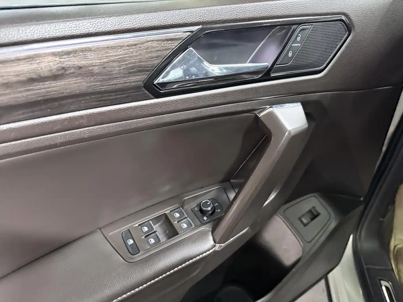 Volkswagen Tiguan L 2017 380TSI Automatic 4WD Flagship Edition фото 5