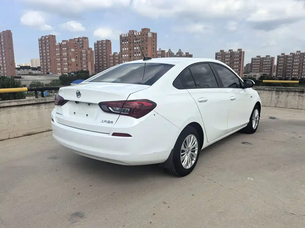 Фото 5 - Buick Excelle