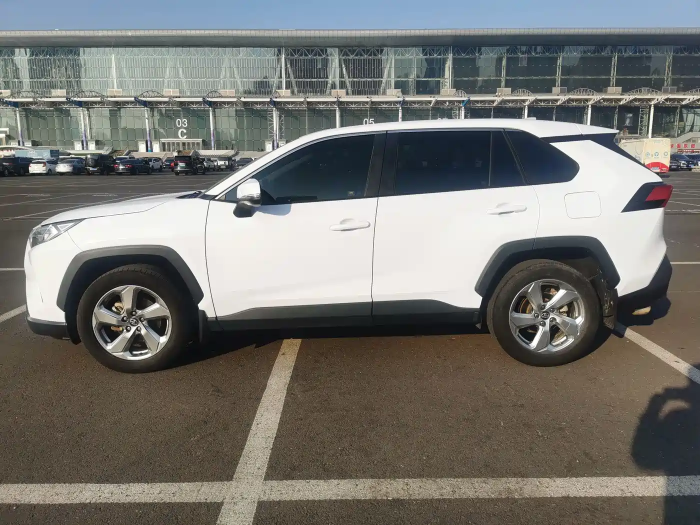 Toyota RAV4 Rongfang 2020 2.0L CVT AWD Trend Edition фото 5