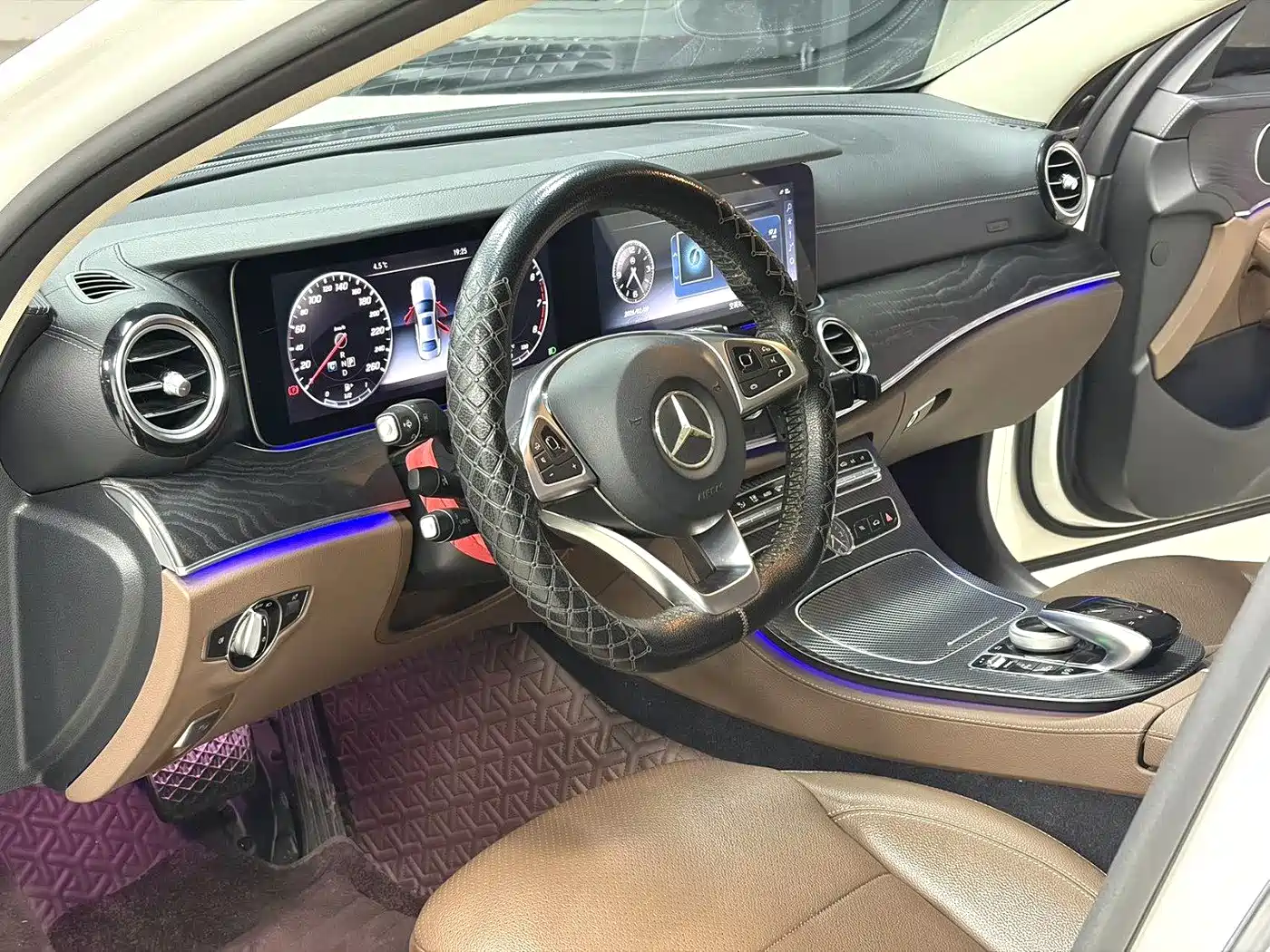 Mercedes-Benz E-Class 2016 E 300 L Sport Fashion Type фото 5
