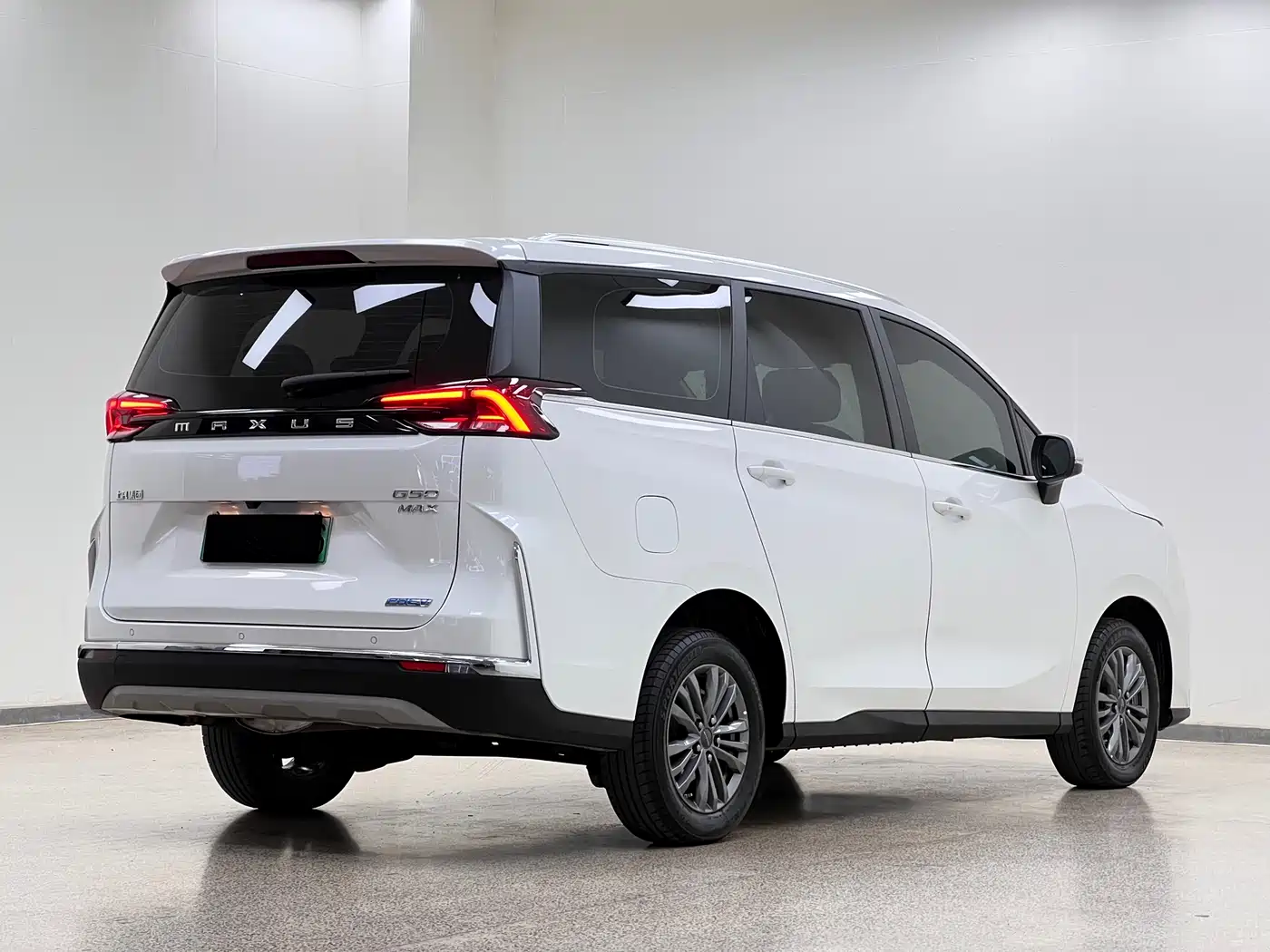 SAIC Maxus Maxus G50 PHEV 2025 Pilot Edition фото 5