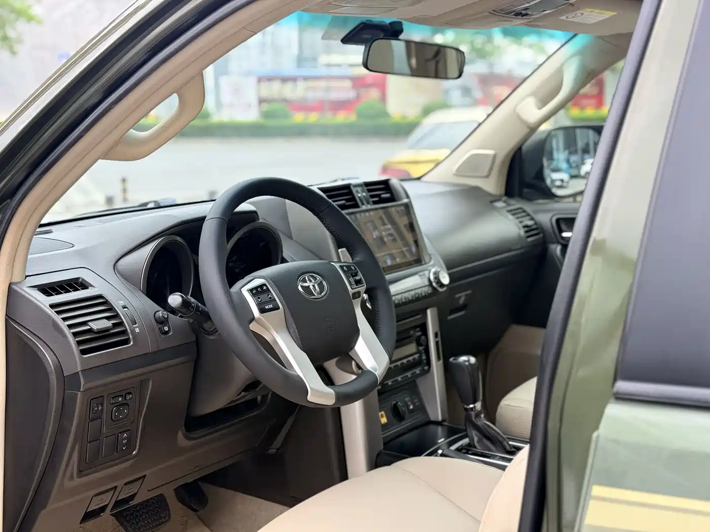 Toyota Prado 2010 4.0L Automatic TX-L фото 10