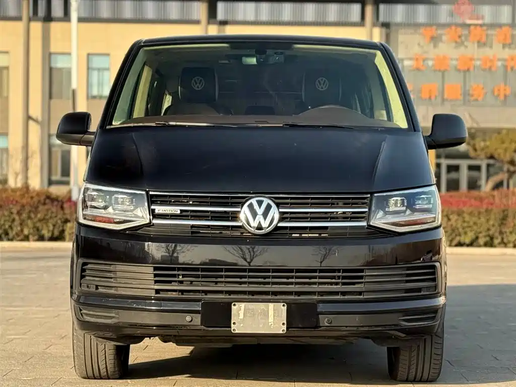 Volkswagen Caravelle 2019 2.0TSI 4WD Luxury 7-seater фото 2