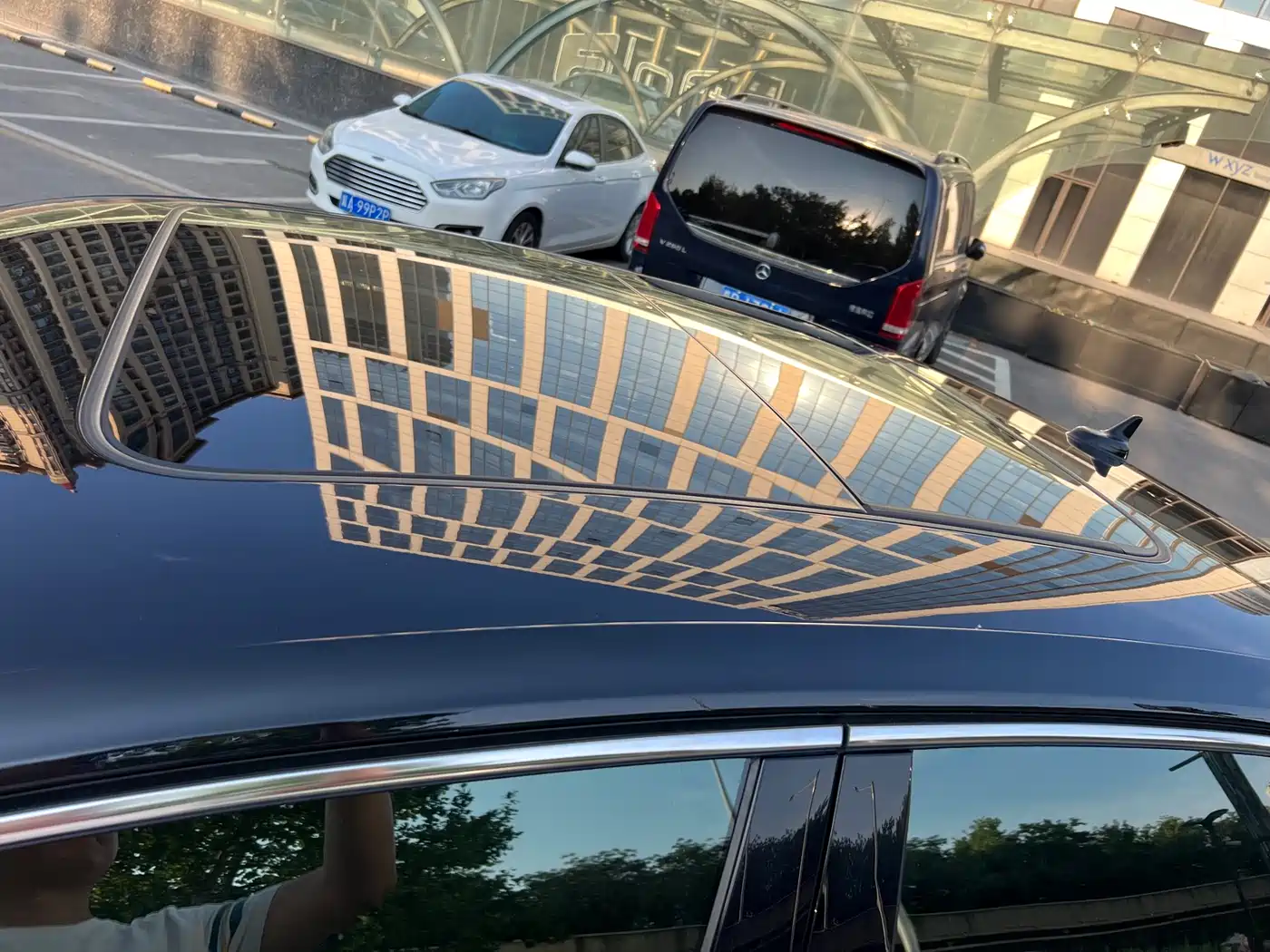 Volkswagen Passat 2024 380TSI Dragon Soaring Edition фото 8