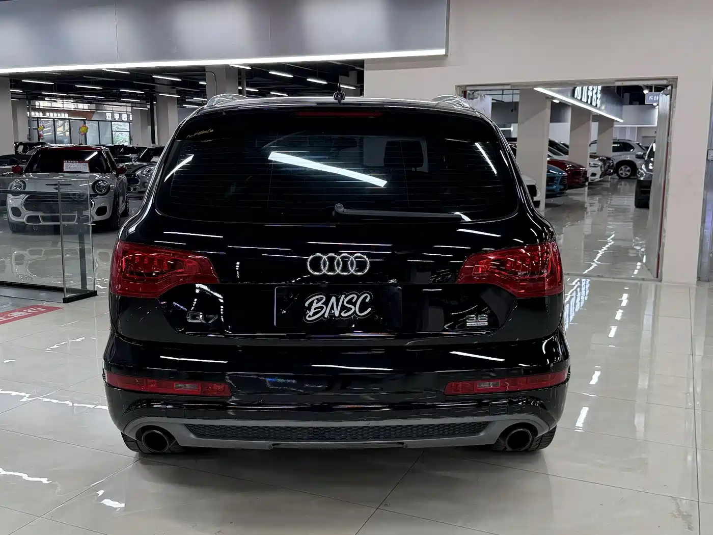 Audi Q7 2010 3.6 FSI Technology Off-road Limited Edition фото 5