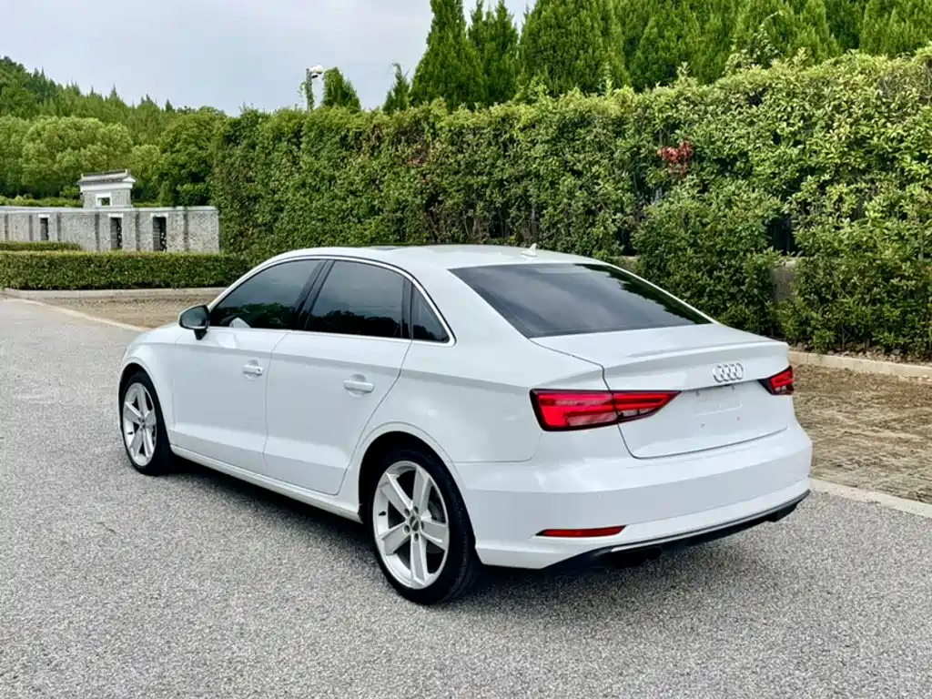 Фото 25 - Audi A3