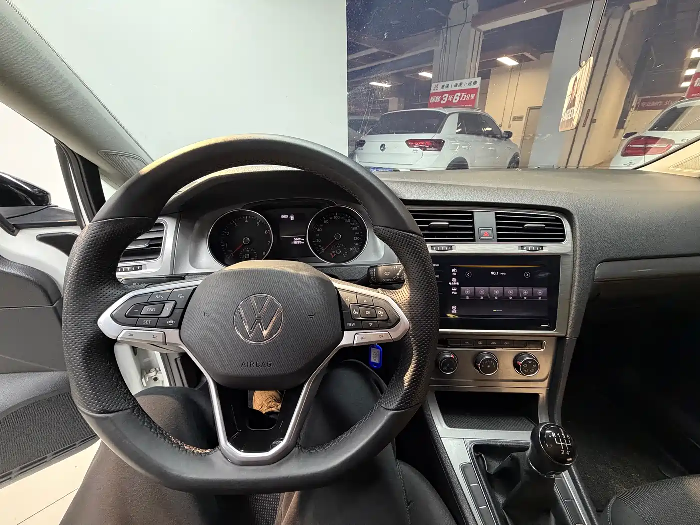 Volkswagen Golf 2015 1.6L Manual Fashion фото 7