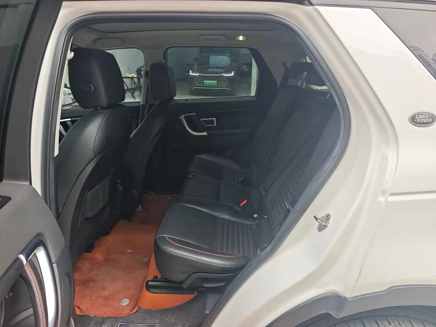 Land Rover Discovery Sport 2019 240PS SE Edition China V фото 6