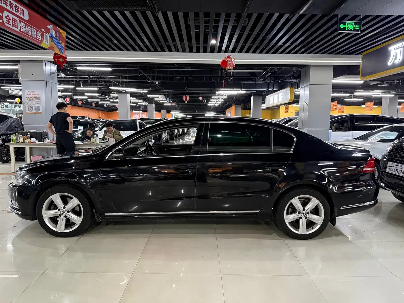 Volkswagen Magotan 2012 Facelift 2.0TSI Premium фото 4