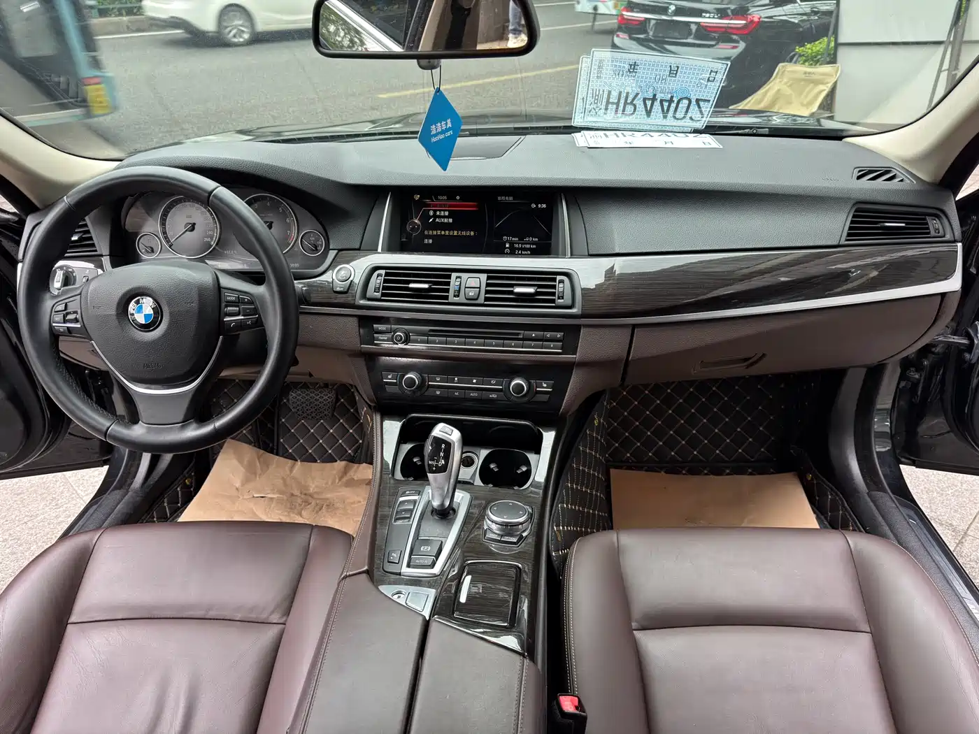 BMW 5 Series 2014 525Li Luxury Design Package фото 7