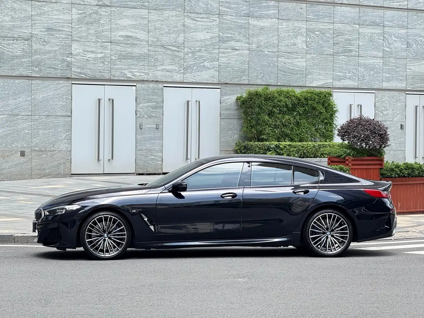BMW 8 Series 2019 840i Gran Coupe M Sport фото 5