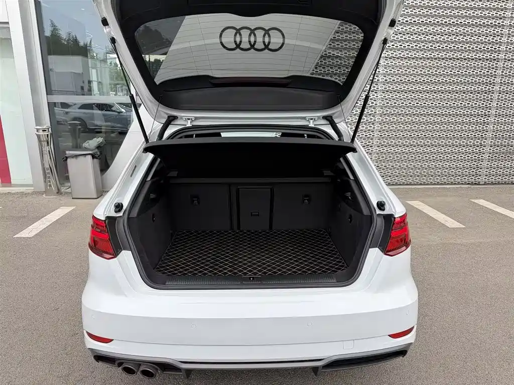 Audi A3 2019 Sportback 35 TFSI Fashion China VI фото 11