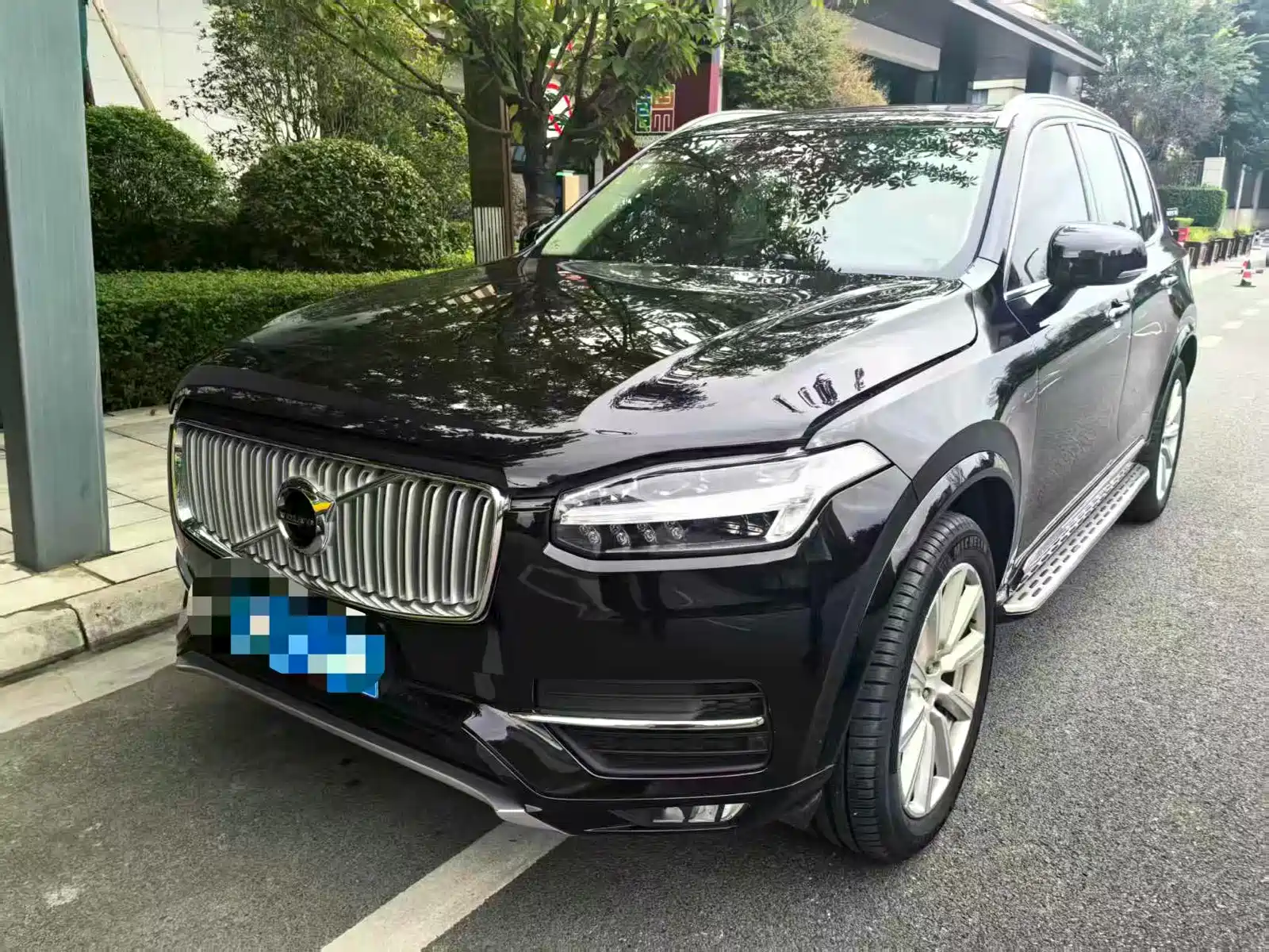 Фото 1 - Volvo XC90