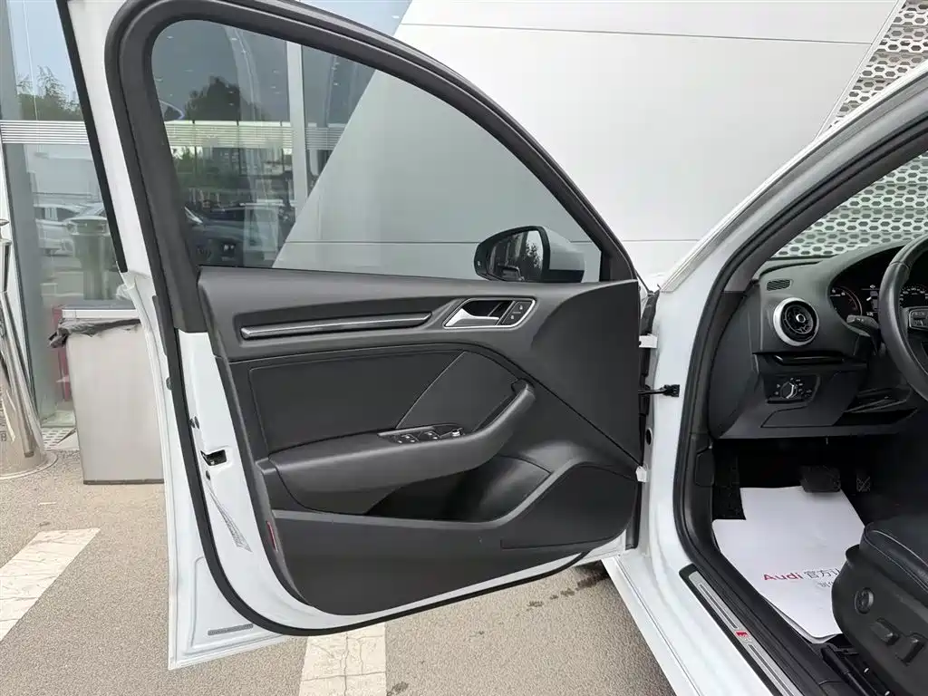Audi A3 2019 Sportback 35 TFSI Fashion China VI фото 16