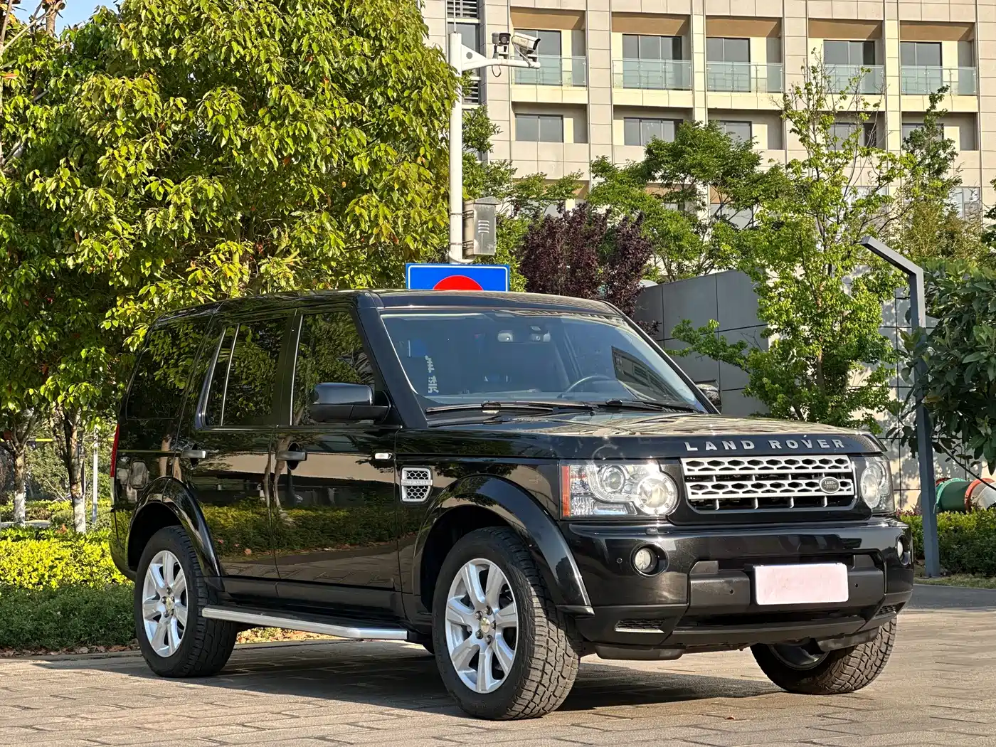 Land Rover Discovery 2012 3.0 SDV6 HSE Diesel фото 3