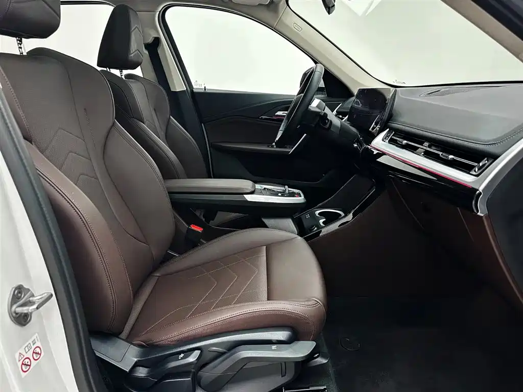 BMW X1 2023 sDrive20Li X Design Package фото 21